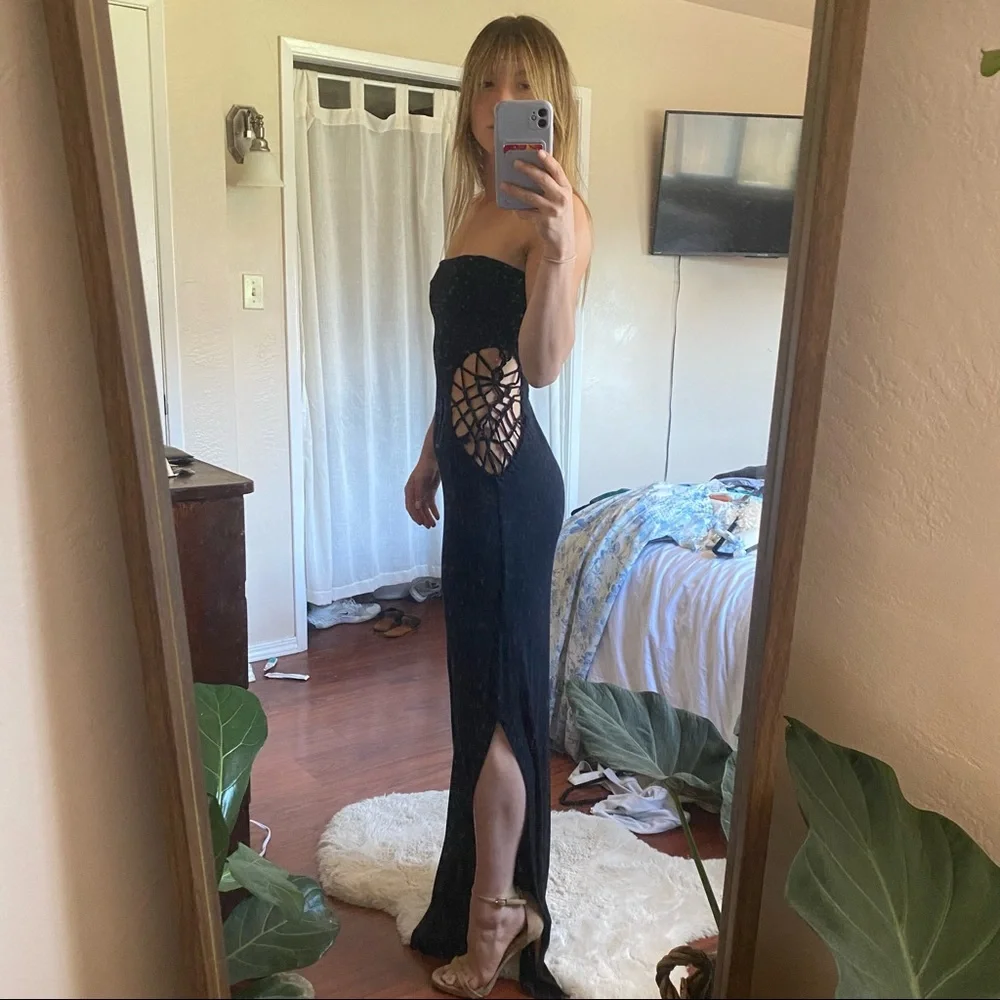 Indah Maxi Dress - Picture 7 of 11